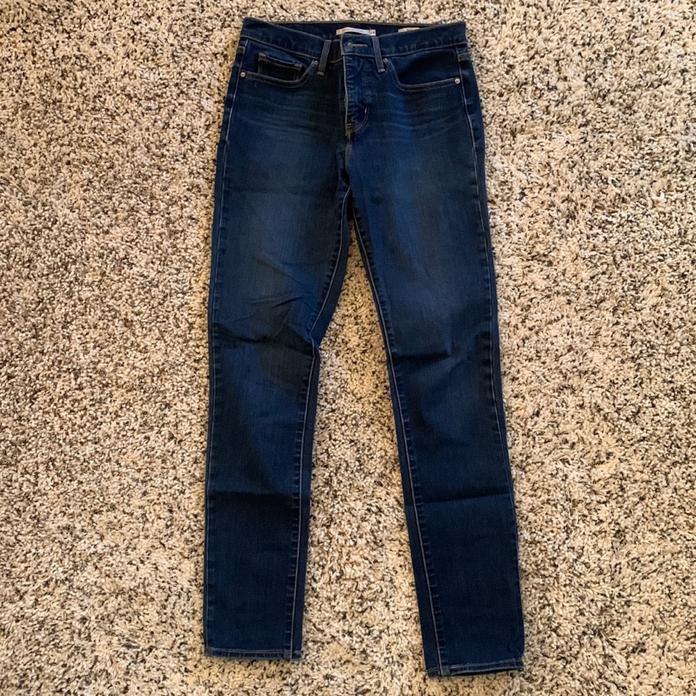 Levi’s 311 shaping skinny jeans